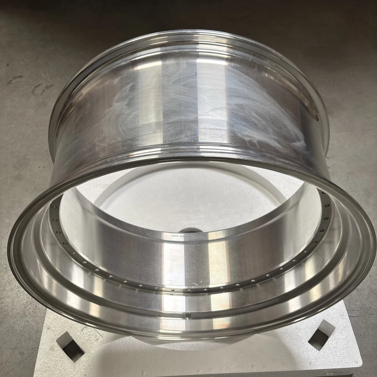 22" Step Barrel with 2.25" or 3.75" Lip Flow Form, 40 Holes US. Standard for 2-Piece Wheel, RAW or Polished